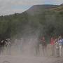 So viele Touristen wie in Geysir sieht man in ganz Island sonst nicht!